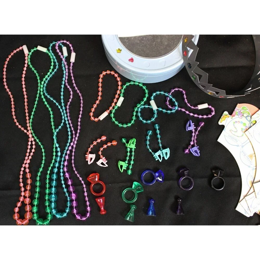 1999 Hasbro Pretty Pretty Princess Jewelry Dress-up Game Crown Necklace Ring